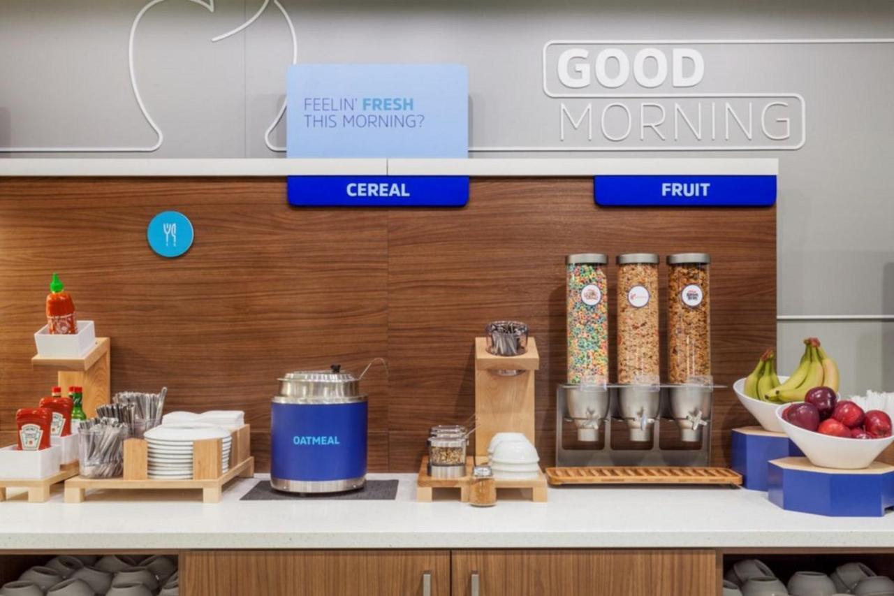 Holiday Inn Express & Suites Oscoda By Ihg Extérieur photo