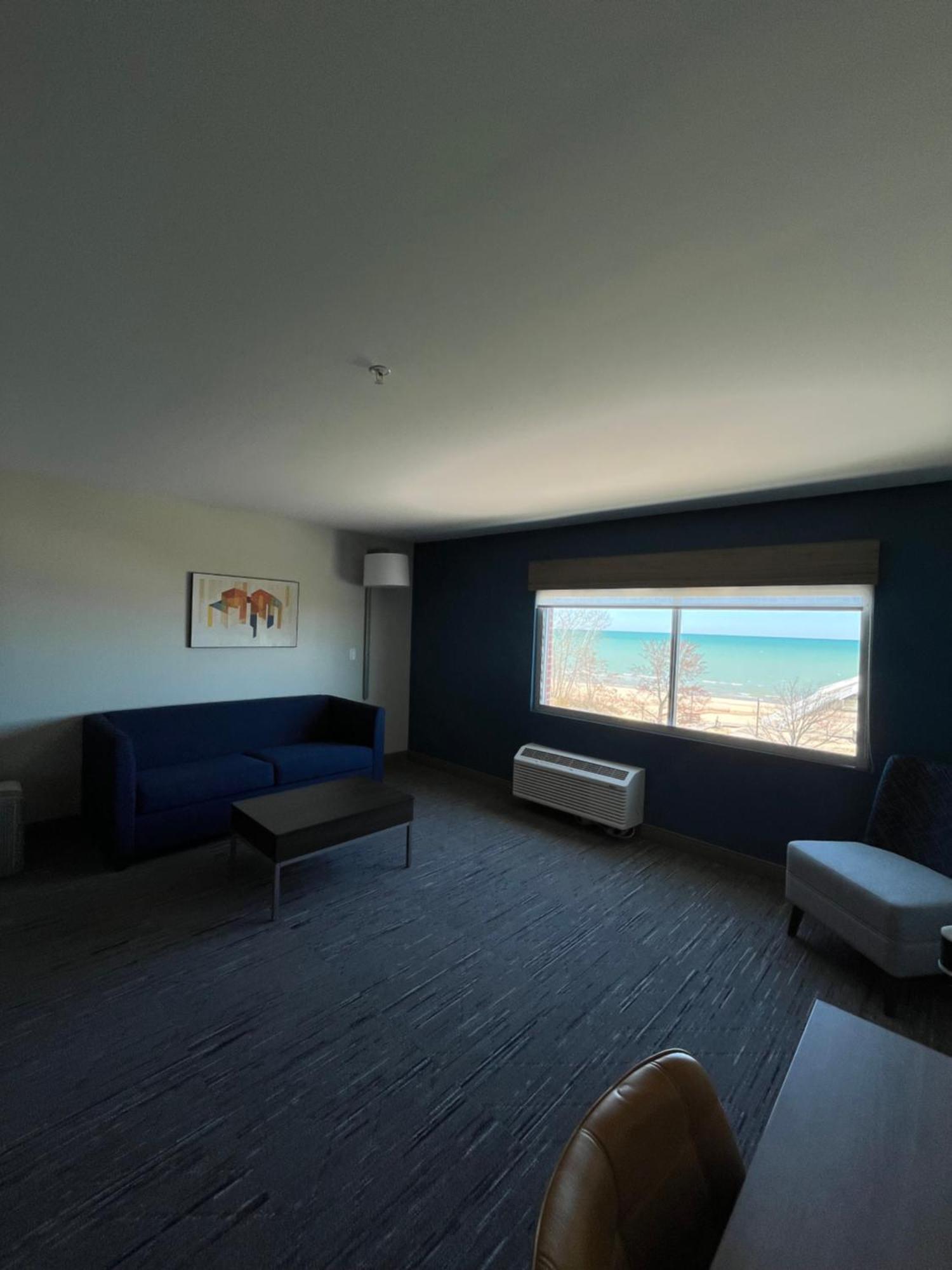 Holiday Inn Express & Suites Oscoda By Ihg Extérieur photo
