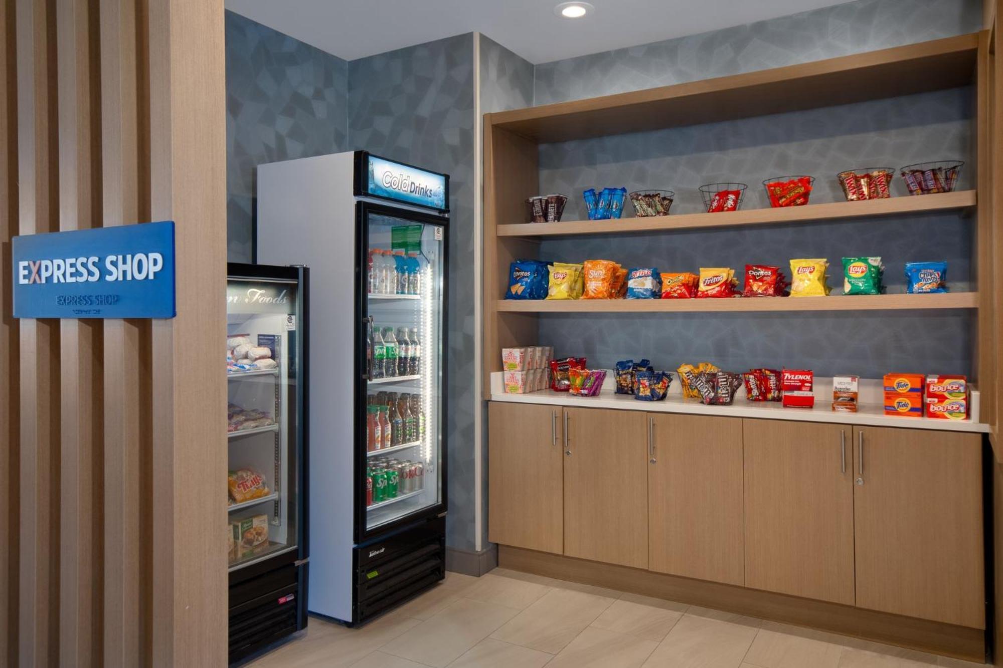 Holiday Inn Express & Suites Oscoda By Ihg Extérieur photo