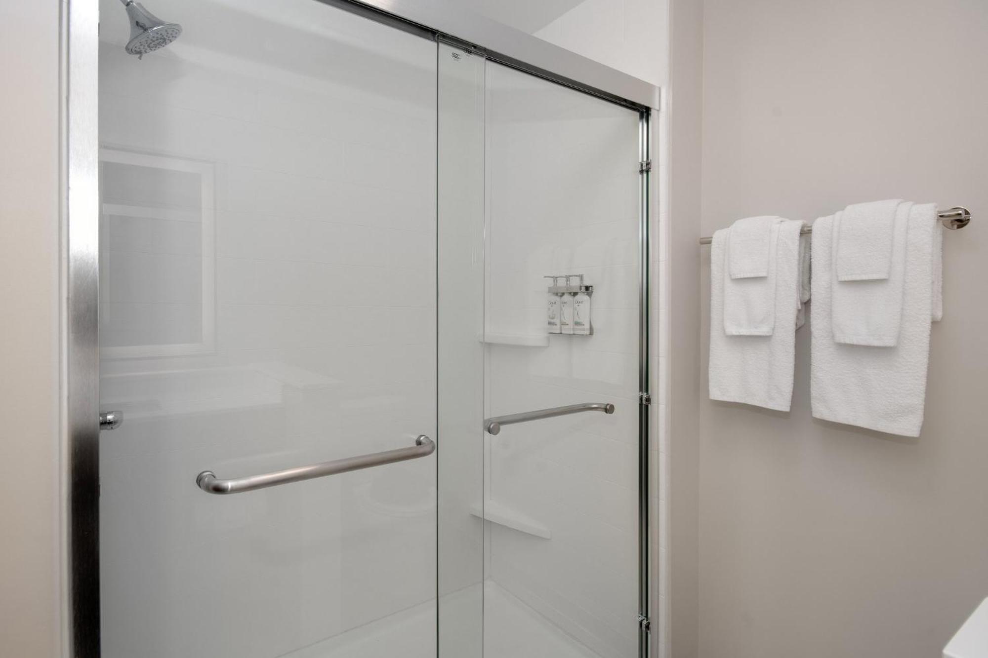 Holiday Inn Express & Suites Oscoda By Ihg Extérieur photo